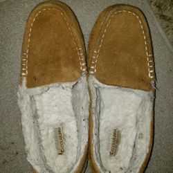 Ugg...Moccasin  Womens 