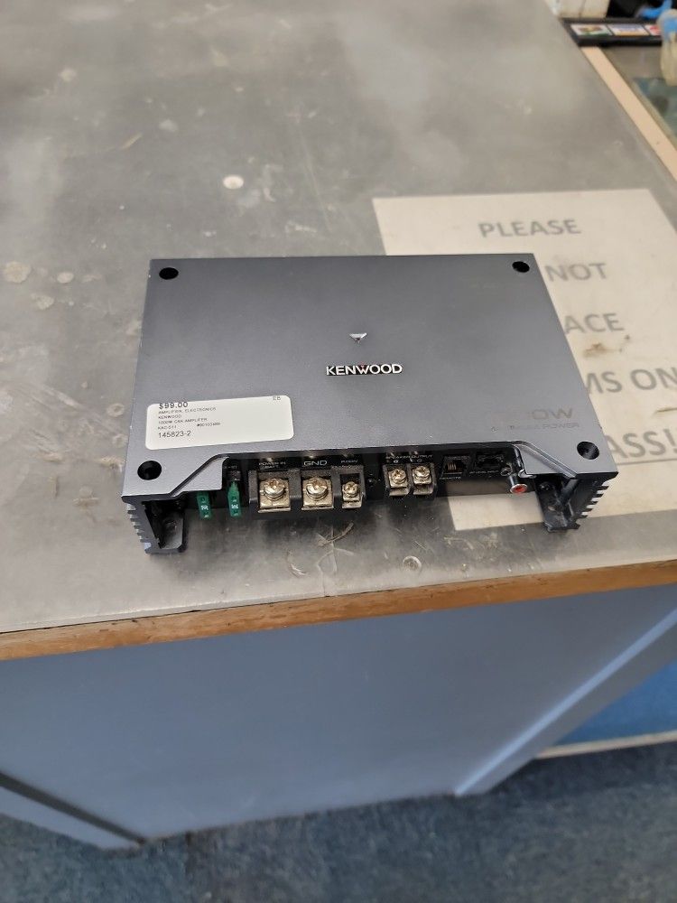 Kenwood 1000w Car Amplifier. Model #: KAC-511