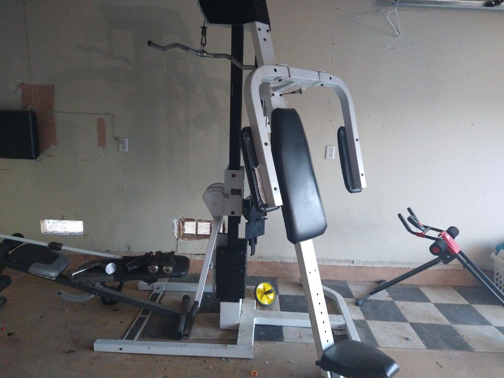 Gym workout machine