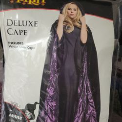 Halloween Deluxe Cape