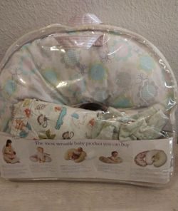 Pillow breastfeeding