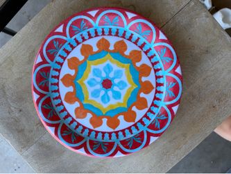 Melamine bowls and plates