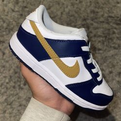 Nike Dunk Low