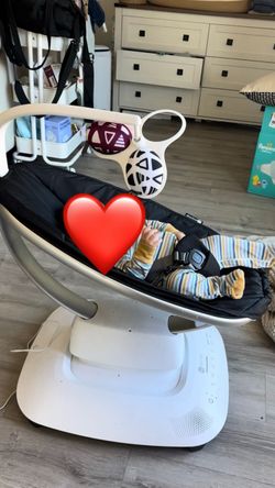 4 moms baby swing