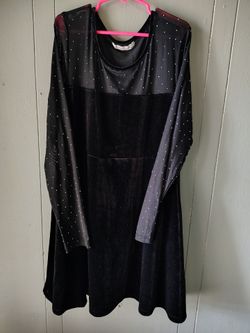 Black Velvet Long Sleeve Dress with Dot Detail