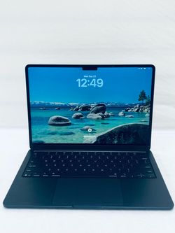 Apple 13” MacBook Air M4 Laptop Computer