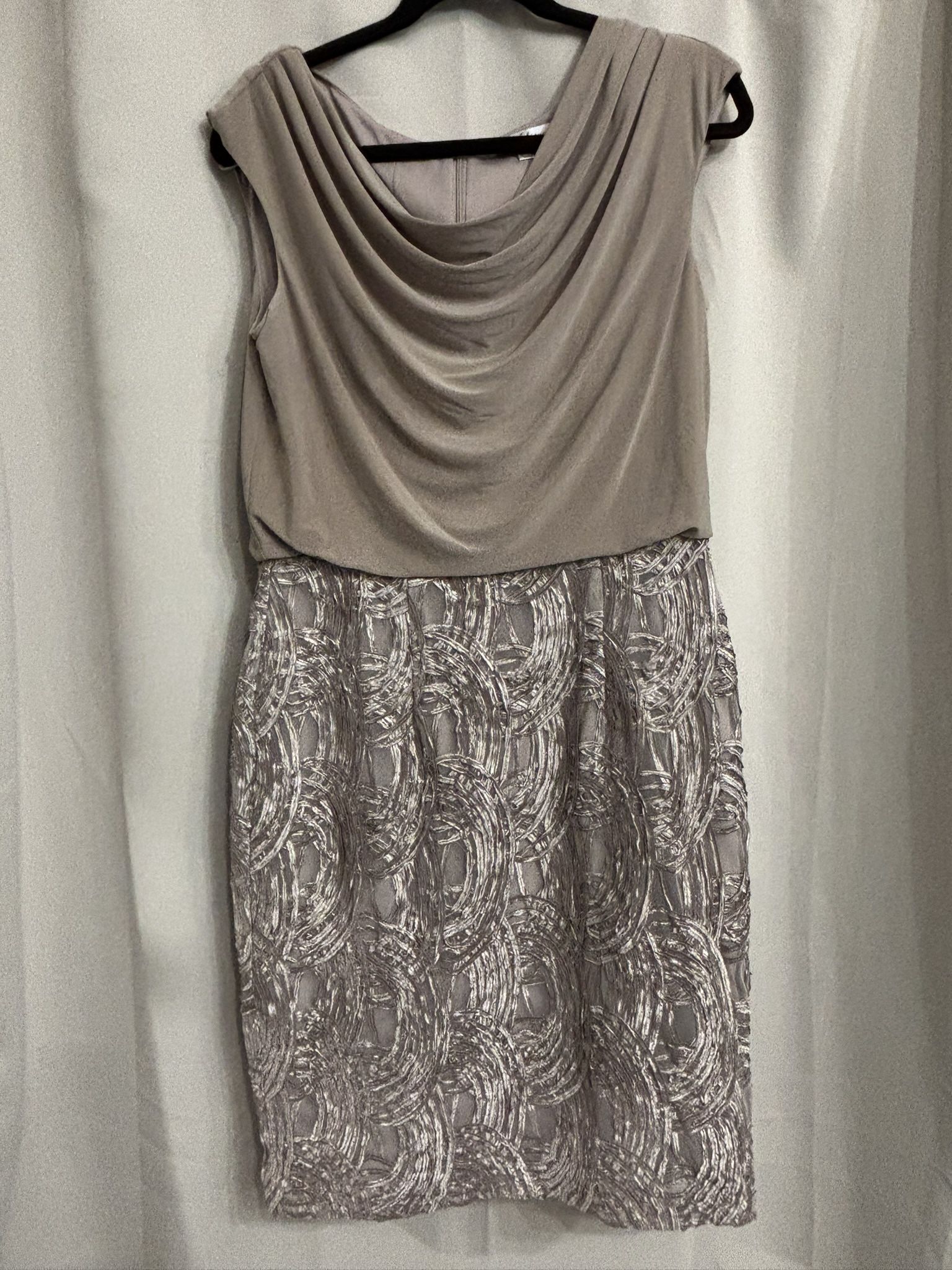 Simply Liliana Knee Length Dress