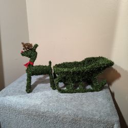 Xmas Garland Sled And Rudolph 