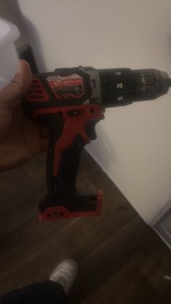 Milwaukee hammer drill + battery 3.0
