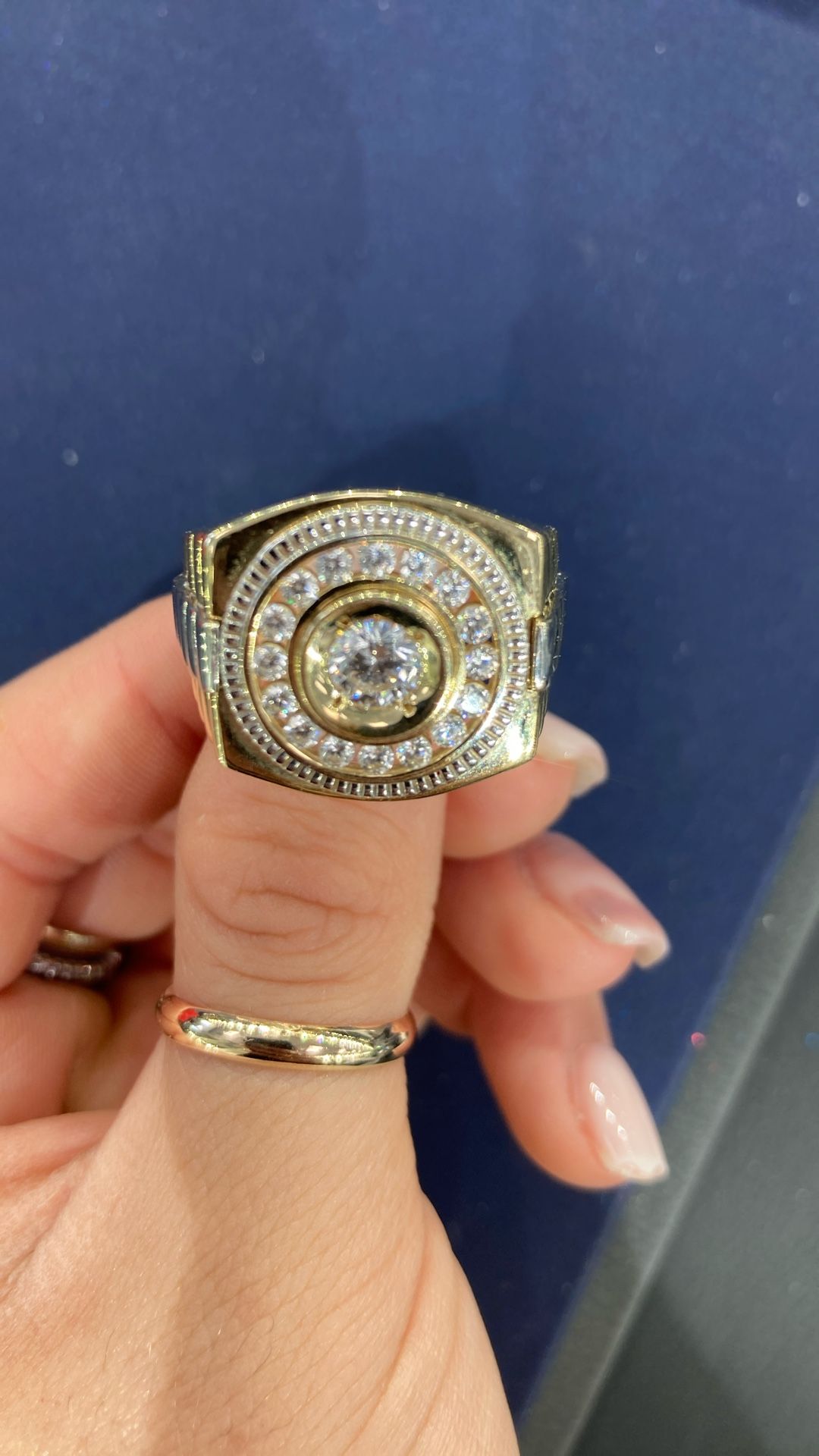 Ring