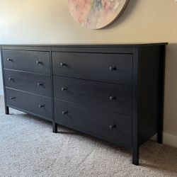 Ikea 6-drawers dresser 🌺drawers work great 