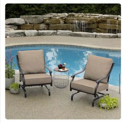 New set of 2 patio cushions 25x25