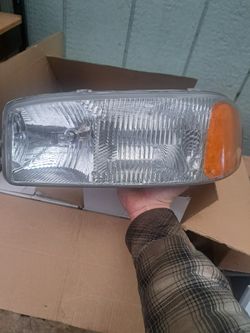 01-03 Denali Headlights
