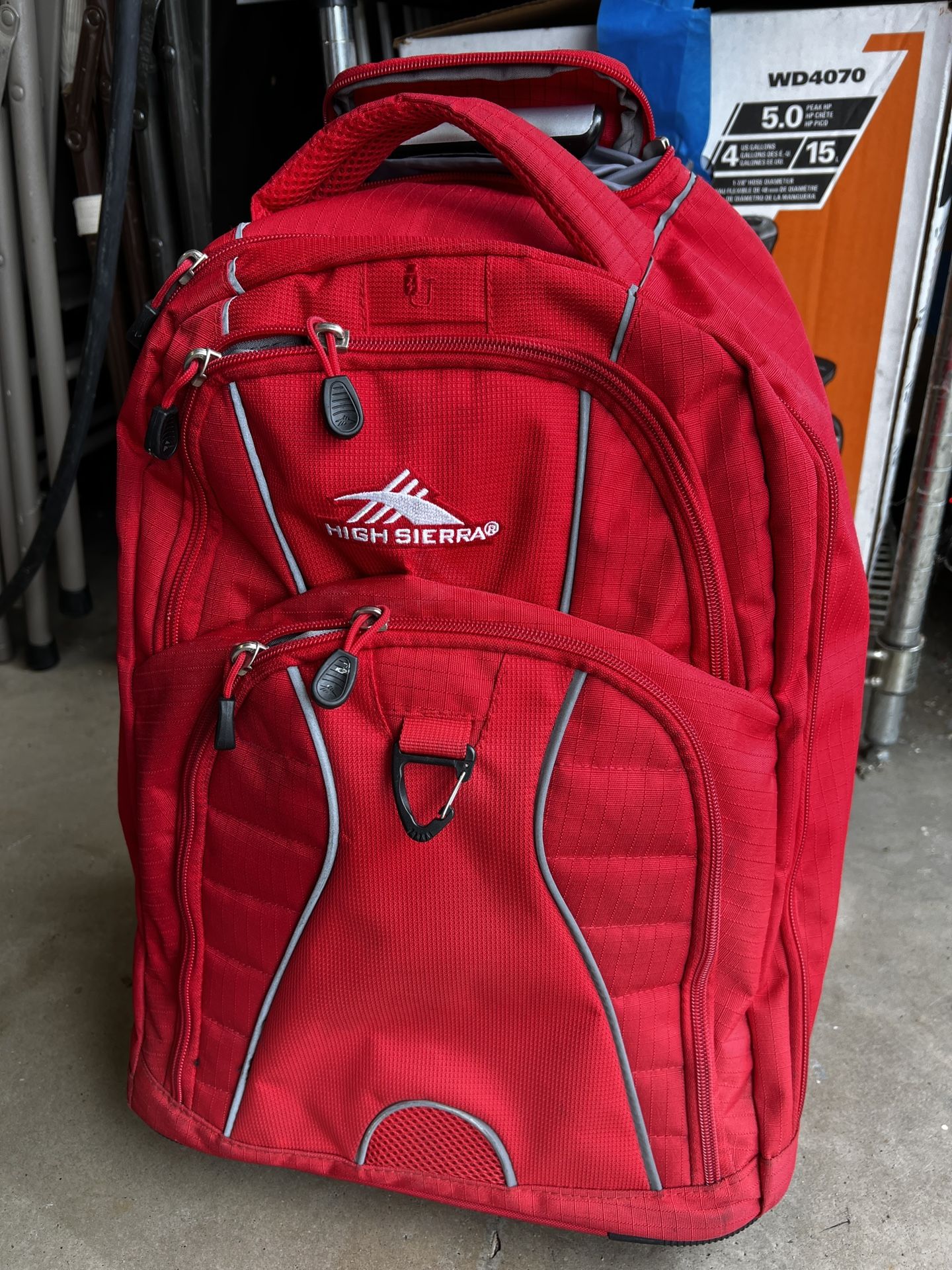 Excellent condition High Sierra Rolling Backpack