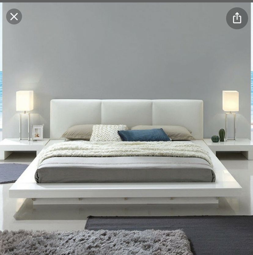 California king bed $575