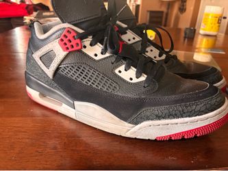 Air Jordan 4s Retro Bred size 13