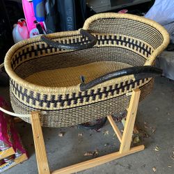 Moses Bassinet Basket