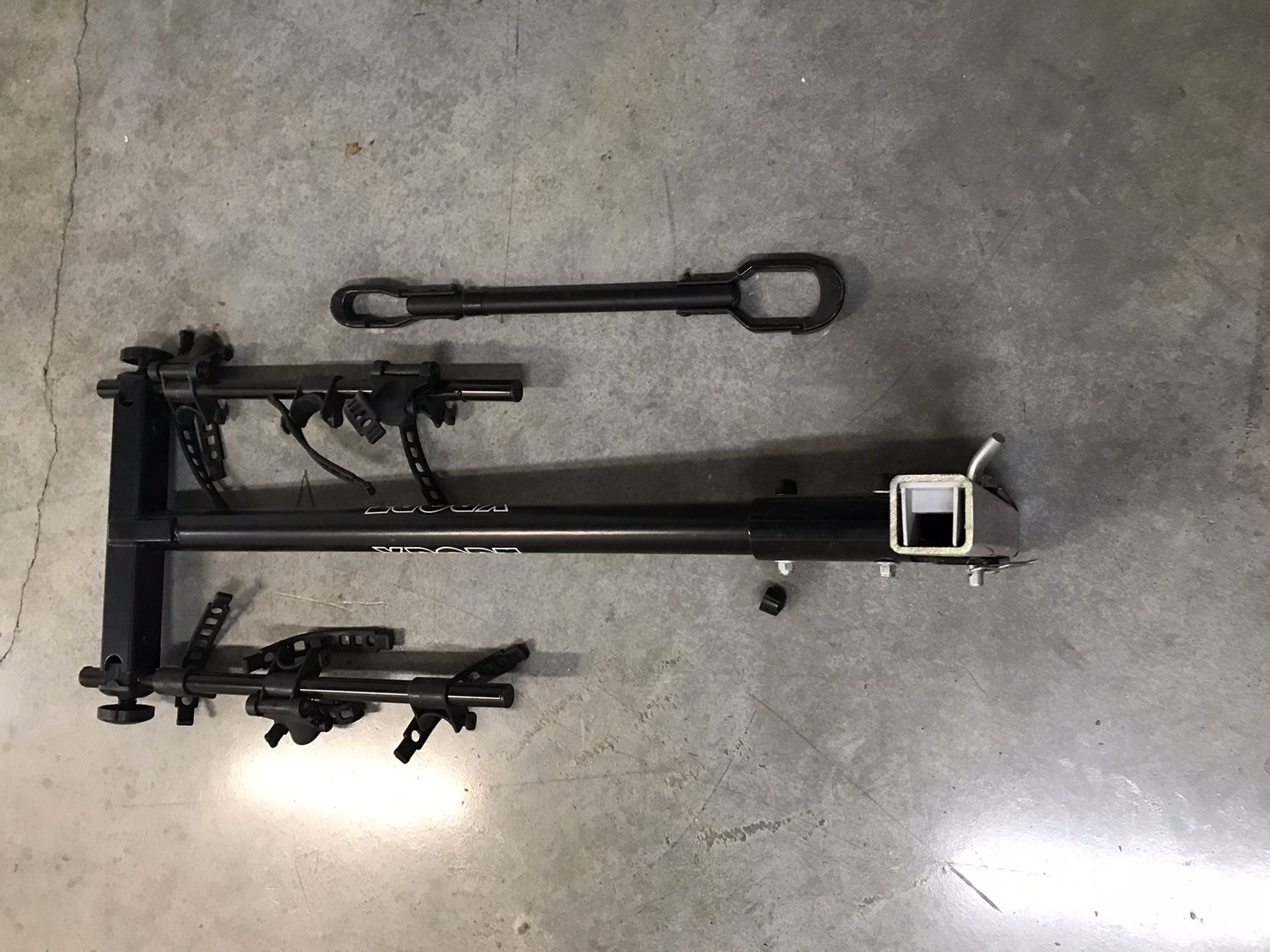 Xport 3-bike hitch rack
