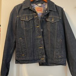 Levi’s Denim Jacket Women’s Size Small