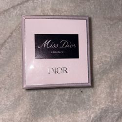 Miss Dior Essence