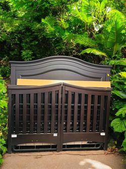 Like New Serena High End Crib With Like New Mattress with optional Guard Rail in Cherry finish