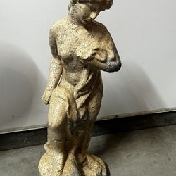 Statue 