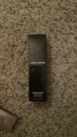 Laura Mercier Tinted Moisturizer Natural Dewy SPF 30