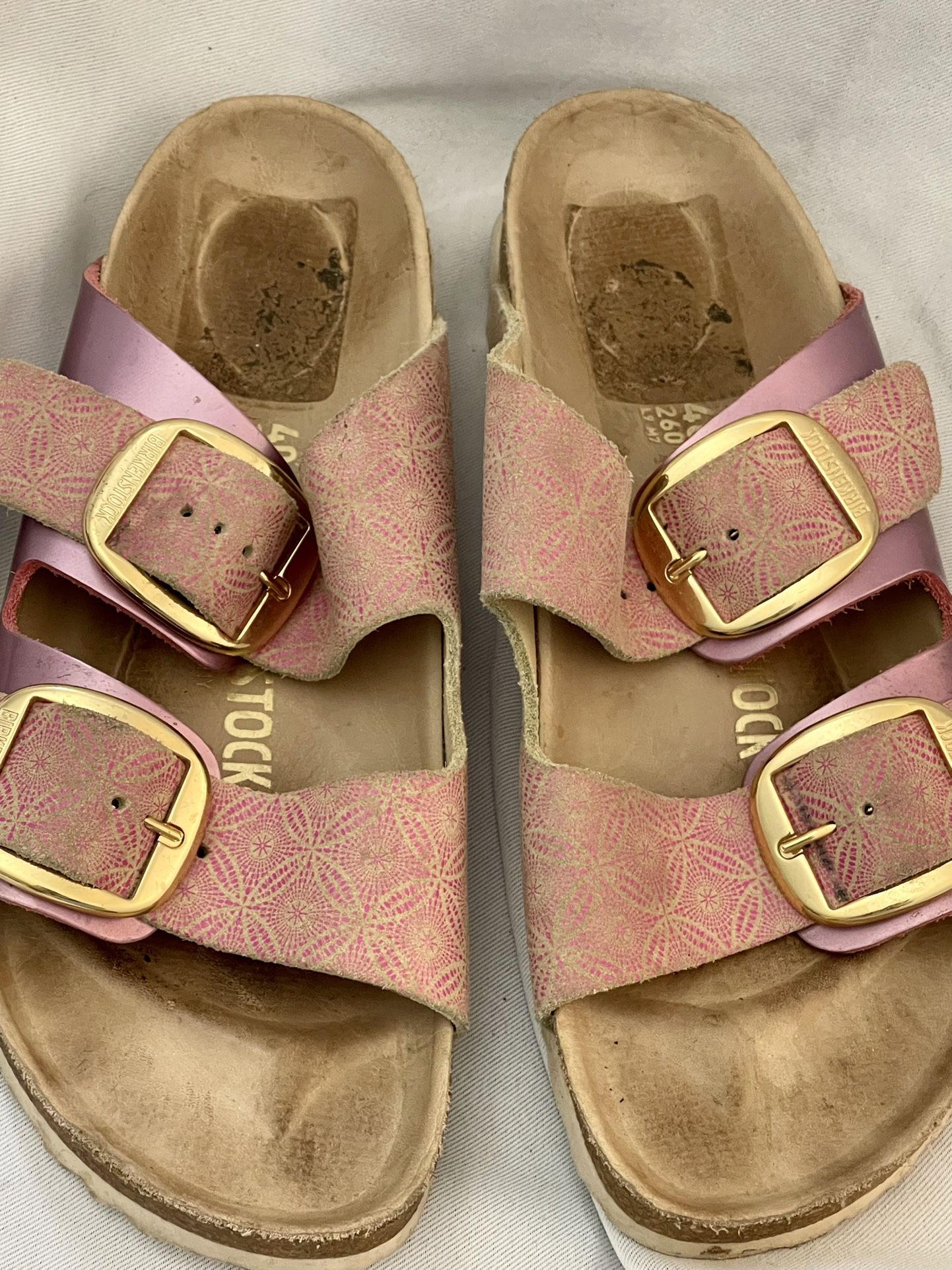 Barley Worn Pink Birkenstock’s