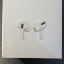 Apple AirPods Pro W/ MagSafe Charging Case