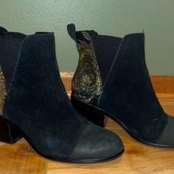 TOMS Leather and Suede Boots Size 5.5