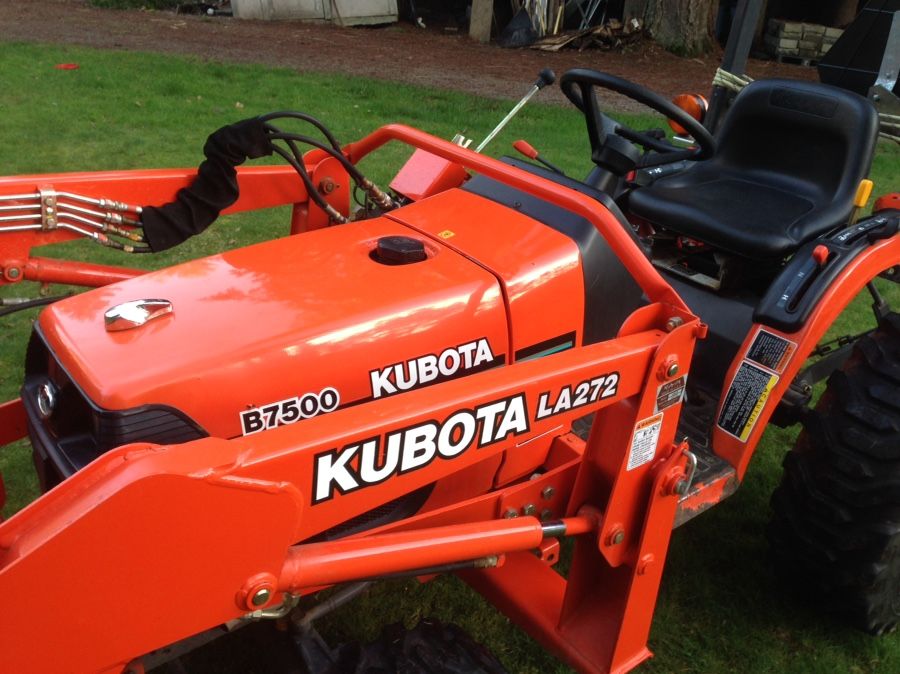 Kubota B7500 4x4 with extras for Sale in Snohomish, WA OfferUp