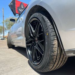 20x8.5 Revolution Wheels And Tires 245/45/20 Headway 