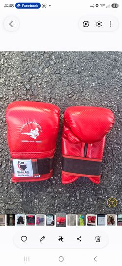 Pro Style Training Boxing Gloves, Size XS - Red