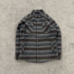 heavyweight sherpa kuhl flannel button up men’s size S