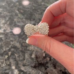 Bow Ring With Diamonds 