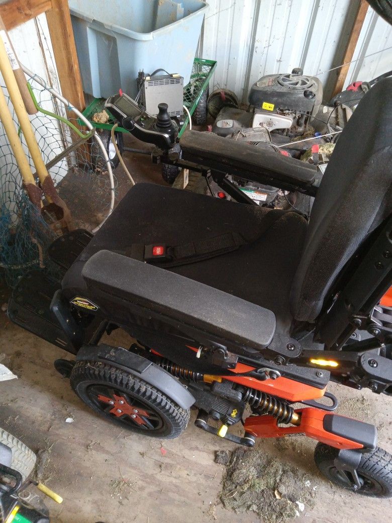 Like New Powerchair