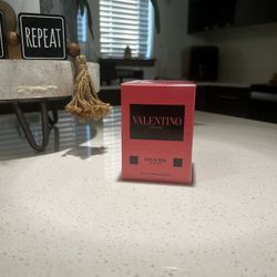 Sealed Valentino Donna Born in Roma Intense 3.4oz – Authentic