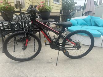 Nishiki 24” Black & Red Bike Great Condition