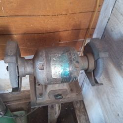 Vintage Ci Heavy Duty Double Head Pedestal Grinder