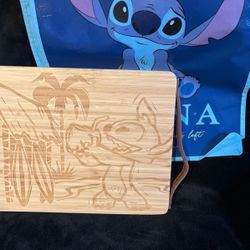 Disney STITCH CUTTING BOARD/TRAY (Price Is Firm ) More Disney In Profile 🔥🔥