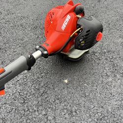 Brand New Echo SRM225 Straight Shaft String Trimmer 21.2cc Engine. Must Pickup