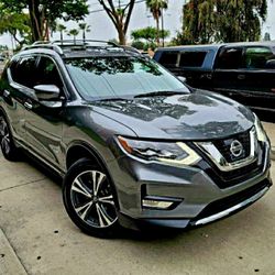 2017 NISSAN ROGUE SL LIMITED