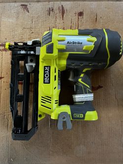 Ryobi P325 Airstrike Cordless nailer