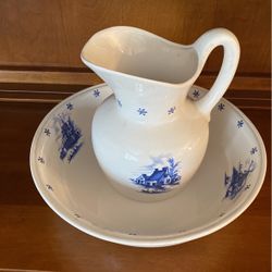 Vintage Pitcher & Basin