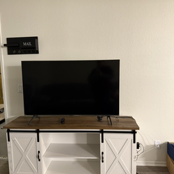 Farmhouse TV Stand NEED GONE ASAP