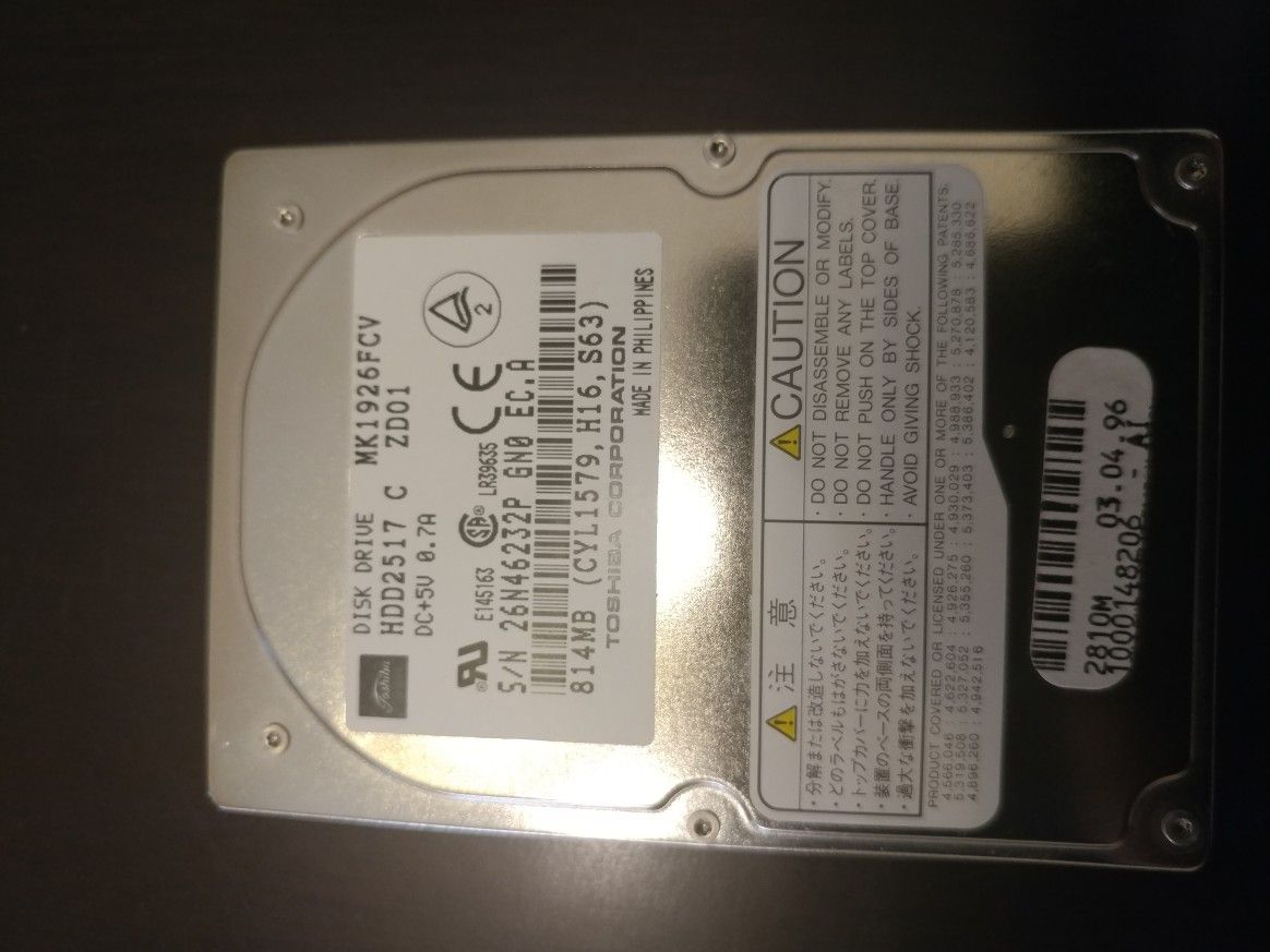 Toshiba 814 MB internal laptop drive