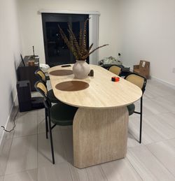 Extendable Oval Wood Dining Table