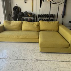 Interior Define Sectional 
