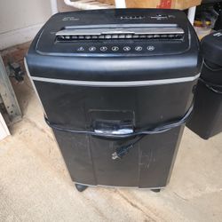 Ativa MD 1000 Paper Shredder 