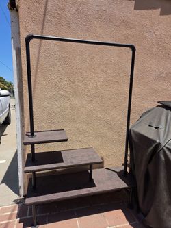 Clothing rack